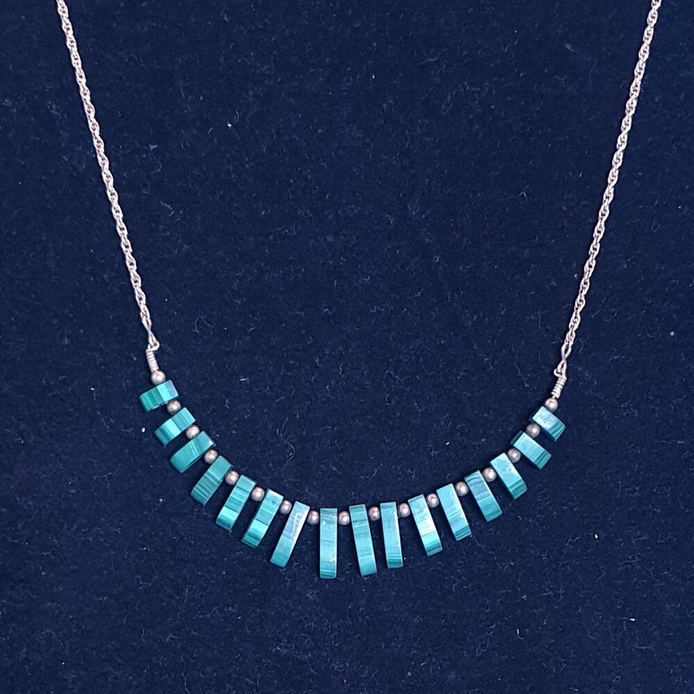 Elegant Vintage Native American Sterling Natural Malachite Statement Necklace